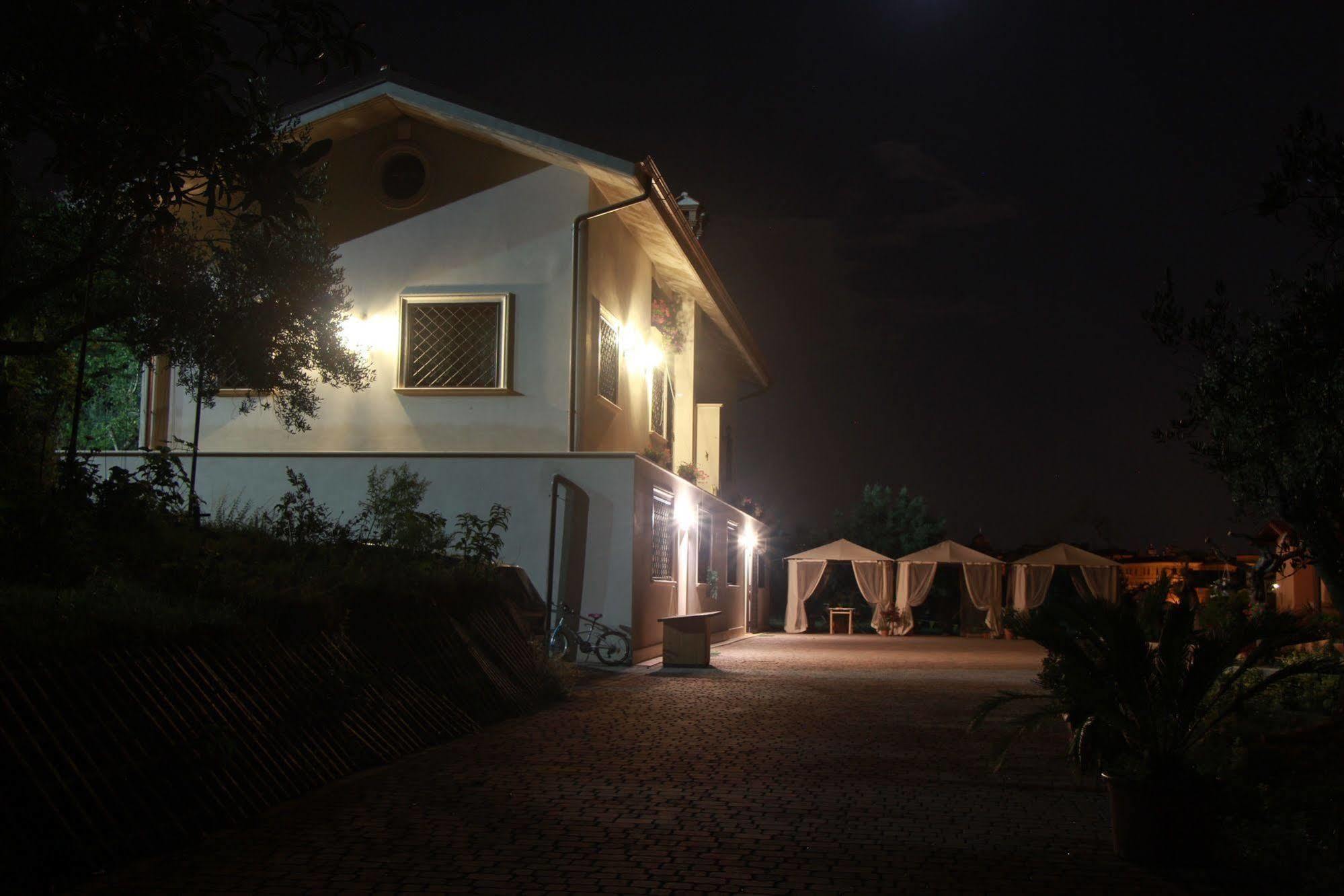 B&B La Terrazza Di Frascati Luaran gambar