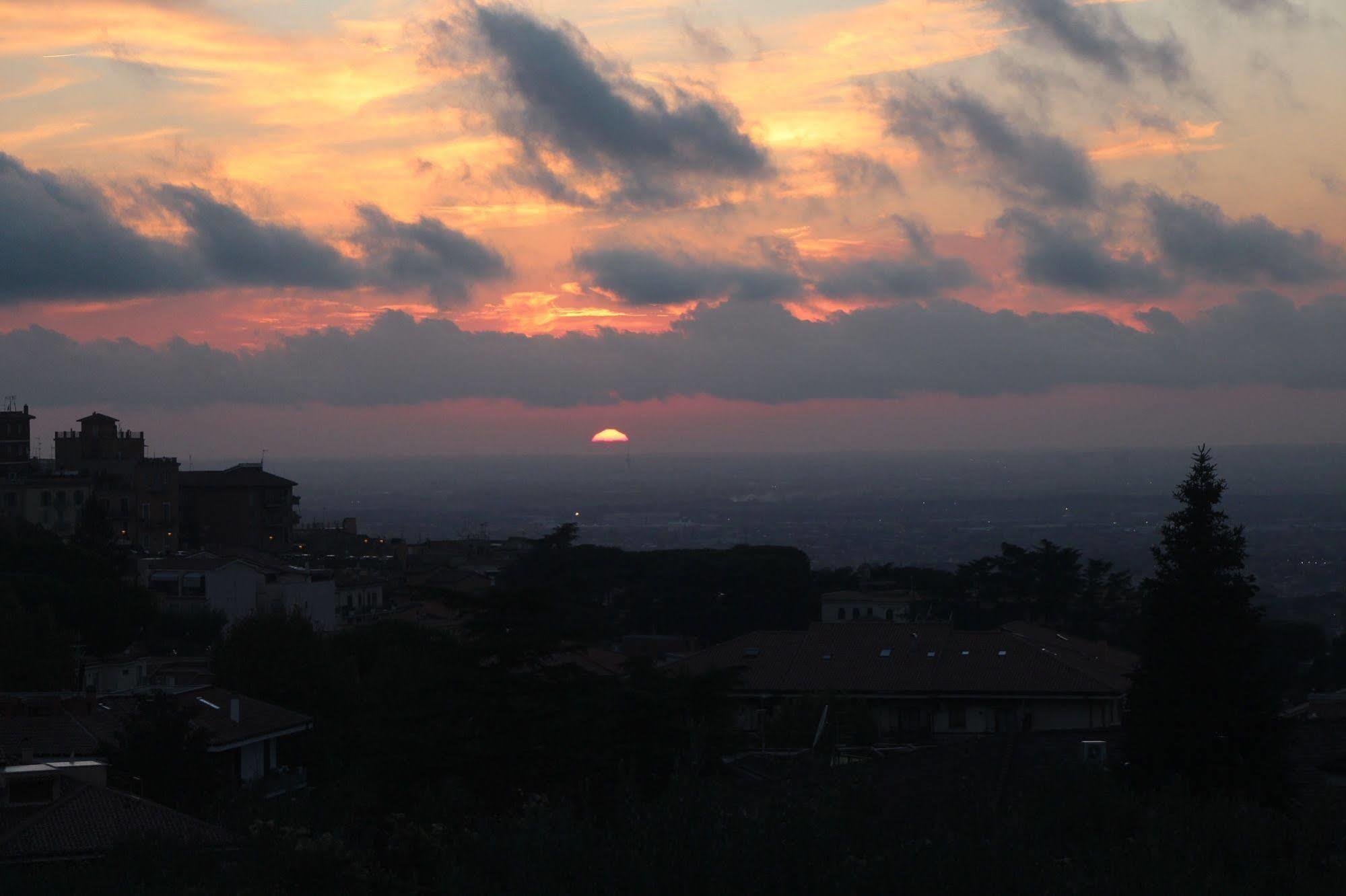 B&B La Terrazza Di Frascati Luaran gambar